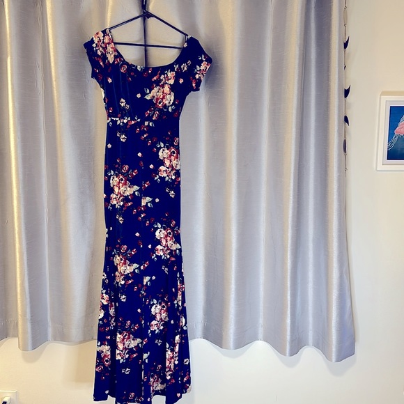 Pinkblush Maternity Dark Blue Floral Dress Off The Shoulder - Picture 4 of 4